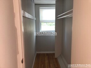 127 Lanark Rd, Unit 127 Lanark Road in Boston, MA - Foto de edificio - Building Photo