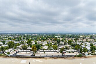 6501 Wystone Ave in Reseda, CA - Building Photo - Building Photo