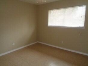 14022 Greenway Dr in Sugar Land, TX - Building Photo - Building Photo