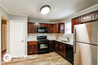 391 Charleston Ln in Lawrenceville, GA - Building Photo - Building Photo