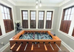 900 Vineshire Rd in Cleveland Heights, OH - Building Photo - Building Photo