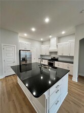 1545 N Dawes St in Fayetteville, AR - Building Photo - Building Photo