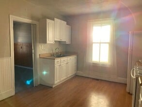 202 E Buffalo St in Rawlins, WY - Building Photo - Building Photo