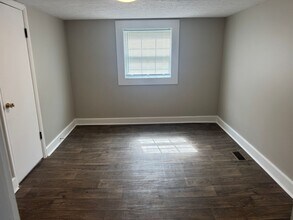 1295 Baileyton Main St in Greeneville, TN - Building Photo - Building Photo