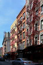 148 Baxter St in New York, NY - Building Photo - Building Photo