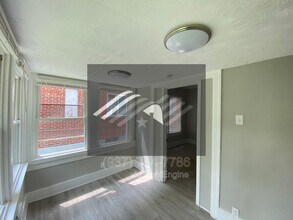 1004 W Fairview Ave in Dayton, OH - Building Photo - Building Photo