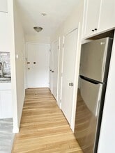 1039 Commonwealth Ave in Boston, MA - Building Photo - Building Photo