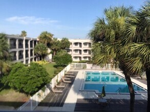 2323 McCoy Rd in Belle Isle, FL - Building Photo - Building Photo