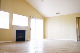 3574 N State Ave in Fresno, CA - Building Photo - Building Photo
