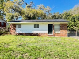 4794 Gardiner Dr in Columbus, GA - Building Photo