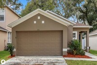 9901 Morris Glen Way in Tampa, FL - Foto de edificio - Building Photo