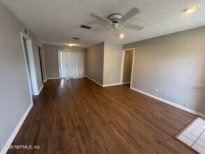 6868 Medellin Ct in Jacksonville, FL - Building Photo - Building Photo