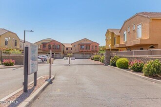 17150 N 23rd St-Unit -148 in Phoenix, AZ - Building Photo - Building Photo