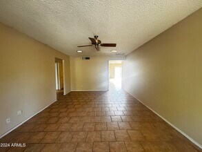 3801 W Poinsettia Dr in Phoenix, AZ - Building Photo - Building Photo