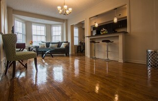 1 W 28th St in Indianapolis, IN - Building Photo