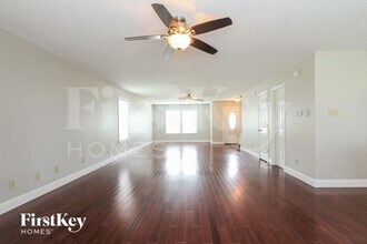 6632 Sonesta Dr in Indianapolis, IN - Building Photo - Building Photo
