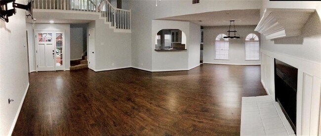 13043 Skymeadow Dr in Houston, TX - Building Photo - Building Photo