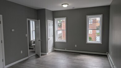139 Malcolm Ave, Unit 2 in Garfield, NJ - Foto de edificio - Building Photo