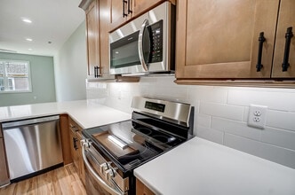 1511 28th St Pl SE in Newton, NC - Building Photo - Building Photo