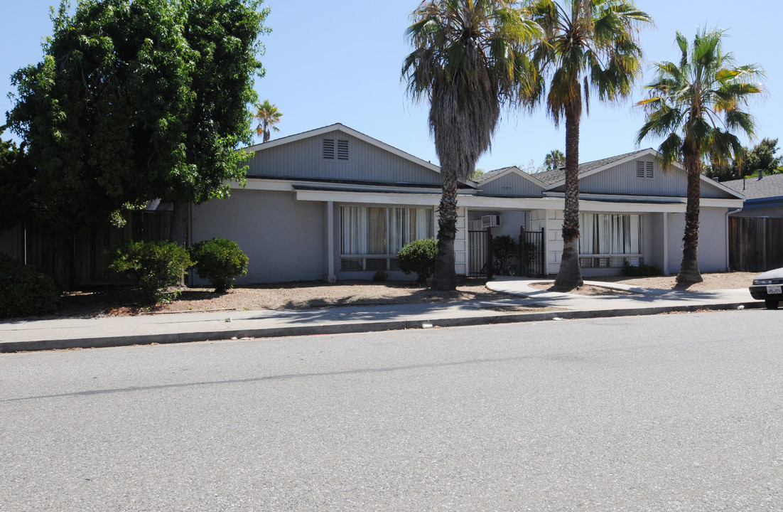 780 Sobrato Drive in San Jose, CA - Building Photo