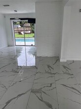 7070 Raleigh St in Hollywood, FL - Building Photo - Building Photo