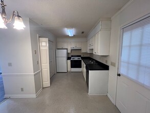 1027 Jessamine Trail in Sumter, SC - Building Photo - Building Photo