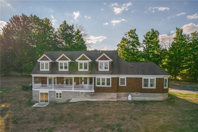 309 Winterton Rd in Bloomingburg, NY - Building Photo - Building Photo