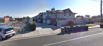 2120 Santa Ana Ave in Costa Mesa, CA - Building Photo