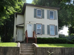 322 Shuart Ave in Syracuse, NY - Building Photo - Building Photo