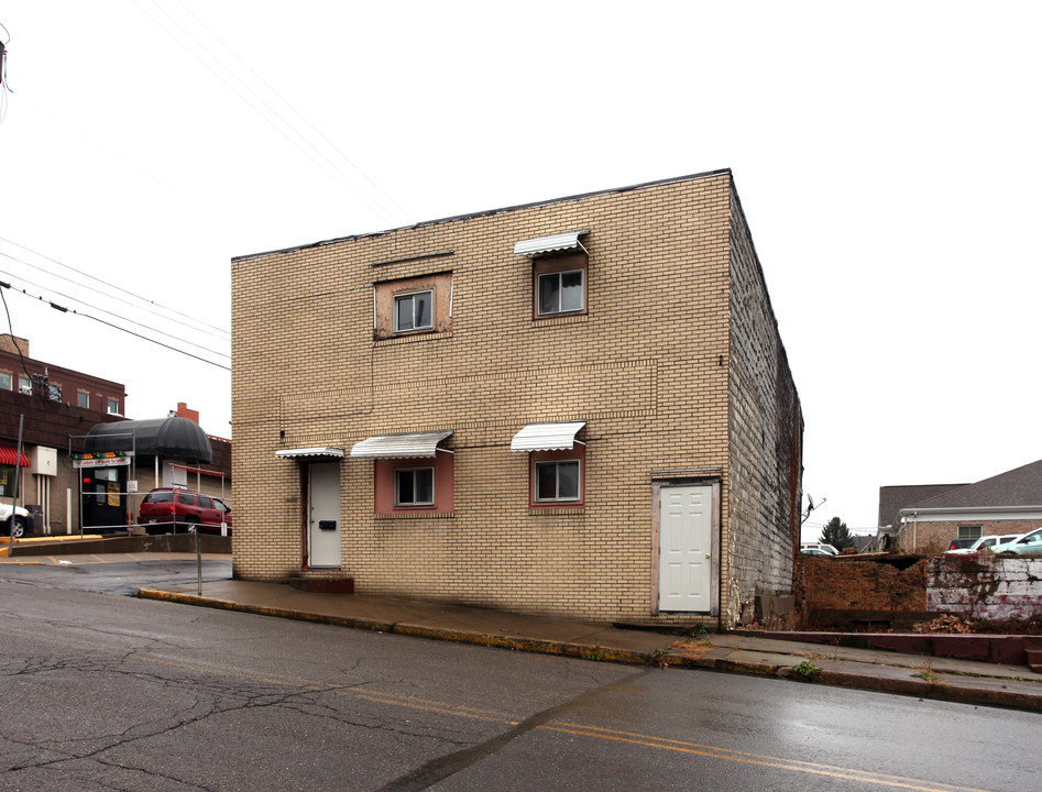 312 Market St in East Liverpool, OH - Foto de edificio