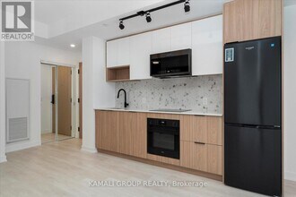 5 Defries St in Toronto, ON - Building Photo - Building Photo