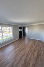 6707 Laverne Ave in Parma, OH - Building Photo - Building Photo