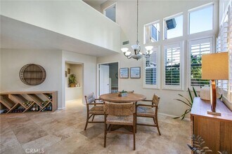 36 Cameray Heights in Laguna Niguel, CA - Foto de edificio - Building Photo