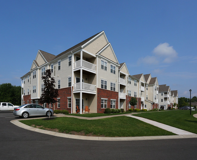 The Fairways at Timber Banks in Baldwinsville, NY - Foto de edificio - Building Photo