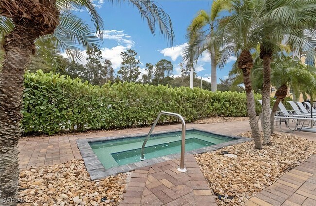 property at 4450 Botanical Pl Cir