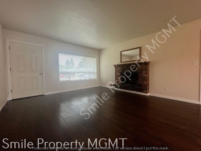 4714 SE Mason Hill Dr in Milwaukie, OR - Building Photo - Building Photo