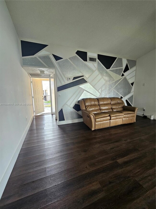 1002 Adams Ave in Homestead, FL - Building Photo - Building Photo