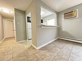 308 Main St in Darby, PA - Building Photo