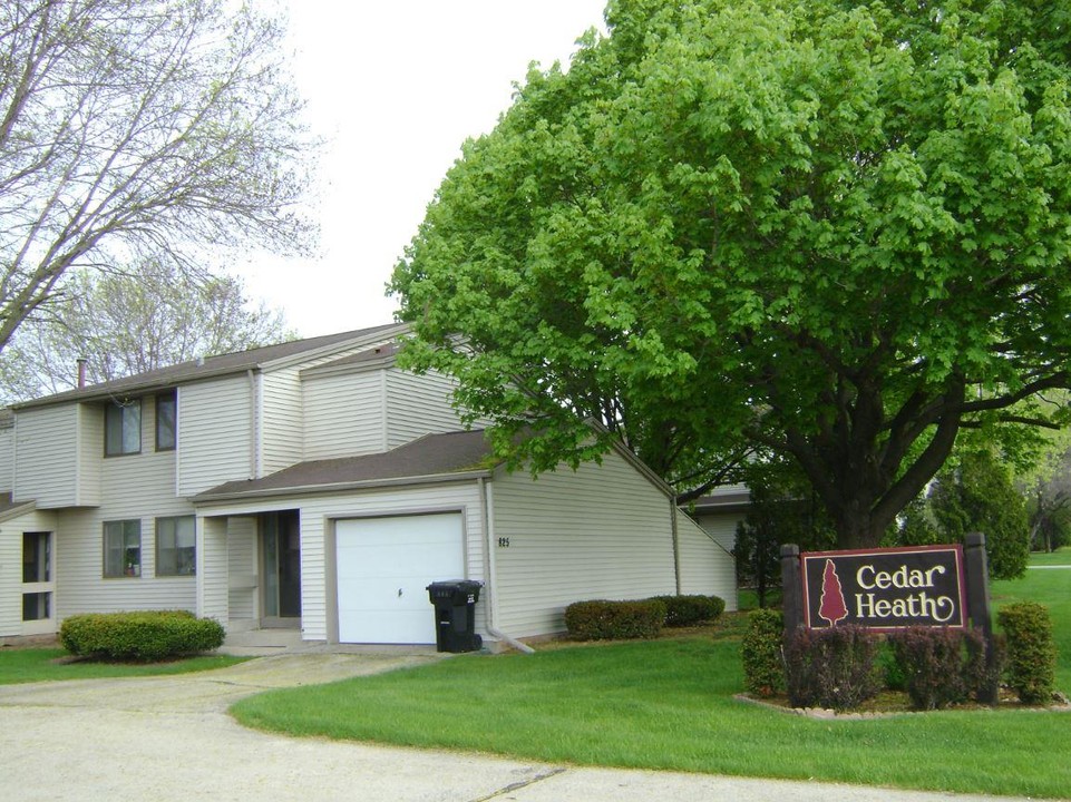 Cedar Heath Townhomes in Appleton, WI - Building Photo