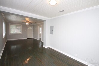 1008 N 7th Ave in Pensacola, FL - Building Photo - Building Photo