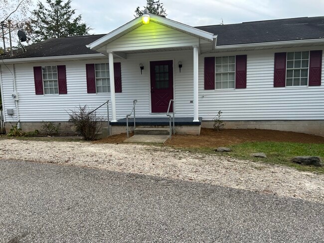 property at 1 Lakeview Dr