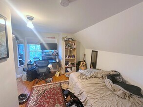 30 Rogers Ave, Unit 3 in Somerville, MA - Building Photo - Building Photo