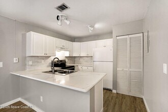 1021 Abada Ct NE in Palm Bay, FL - Building Photo - Building Photo