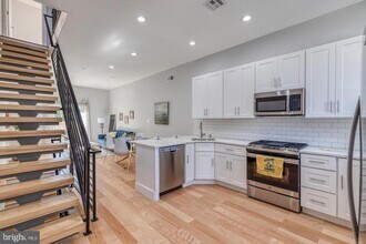 2636 Latona St in Philadelphia, PA - Building Photo - Building Photo