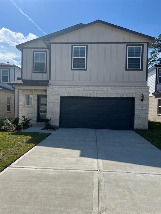 68 Ashe Juniper Wy in Magnolia, TX - Foto de edificio