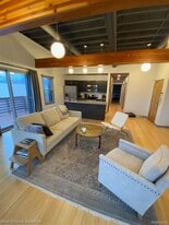 510 N Main St in Royal Oak, MI - Building Photo