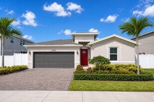 27160 SW 132 Ct Rd in Homestead, FL - Building Photo