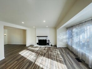 1675 Kings Row in Reno, NV - Building Photo - Building Photo