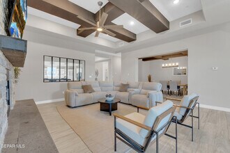 14608 Pebble Hills Blvd in El Paso, TX - Building Photo - Building Photo