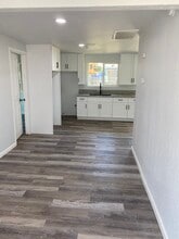402 Vine St, Unit A in Exeter, CA - Building Photo - Building Photo
